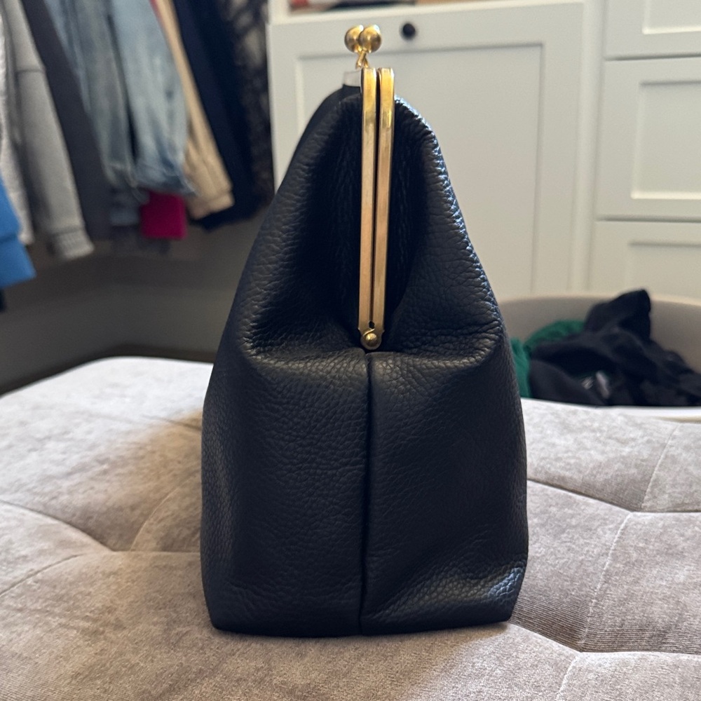 Elegant Black Leather Clutch - Picture 5 of 11